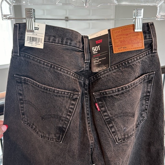 Levi’s 501 90’s jeans in black wash - Picture 5 of 5